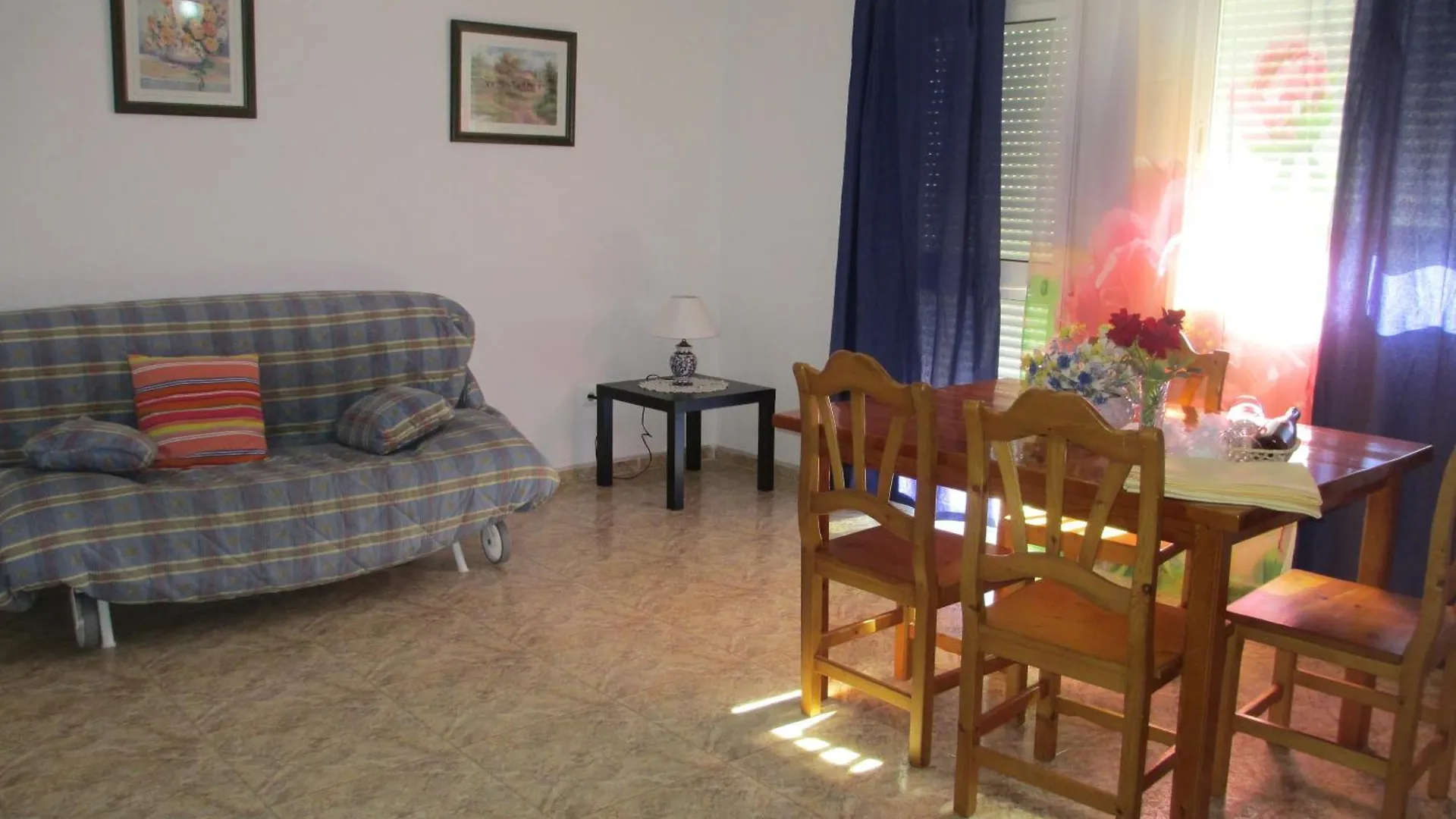 Conjunto Rural Las Rosas Frigiliana