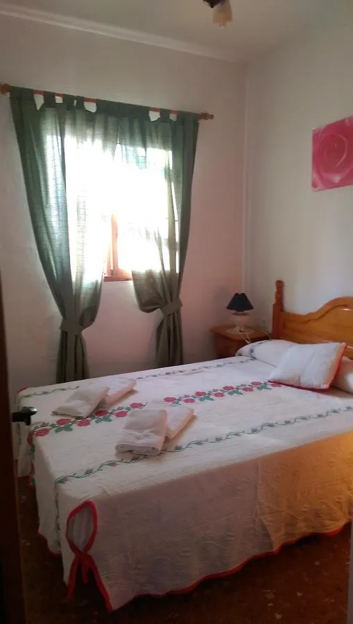 Conjunto Rural Las Rosas Frigiliana 0*,  Spain